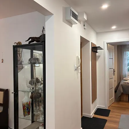 Bb Iii Nad Deptakiem Lägenhet *